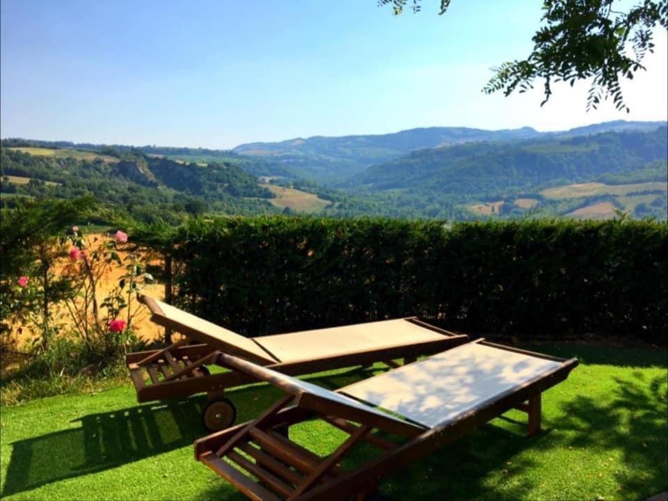 Villa Tamara Country&Spa Suites Montefiore Conca Esterno foto