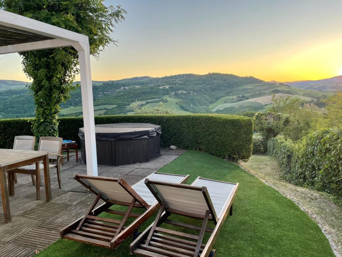 Villa Tamara Country&Spa Suites Montefiore Conca Esterno foto