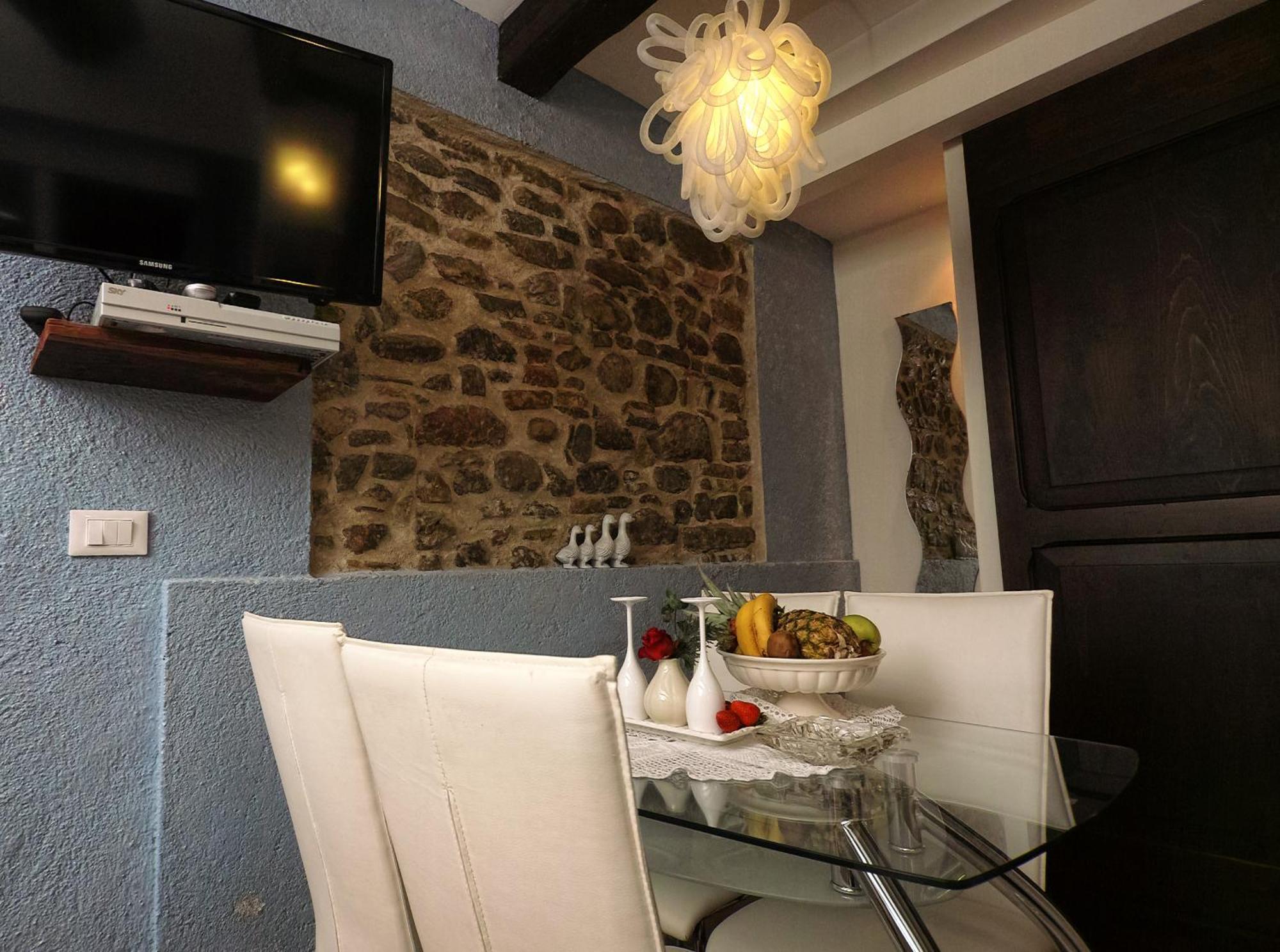 Villa Tamara Country&Spa Suites Montefiore Conca Esterno foto