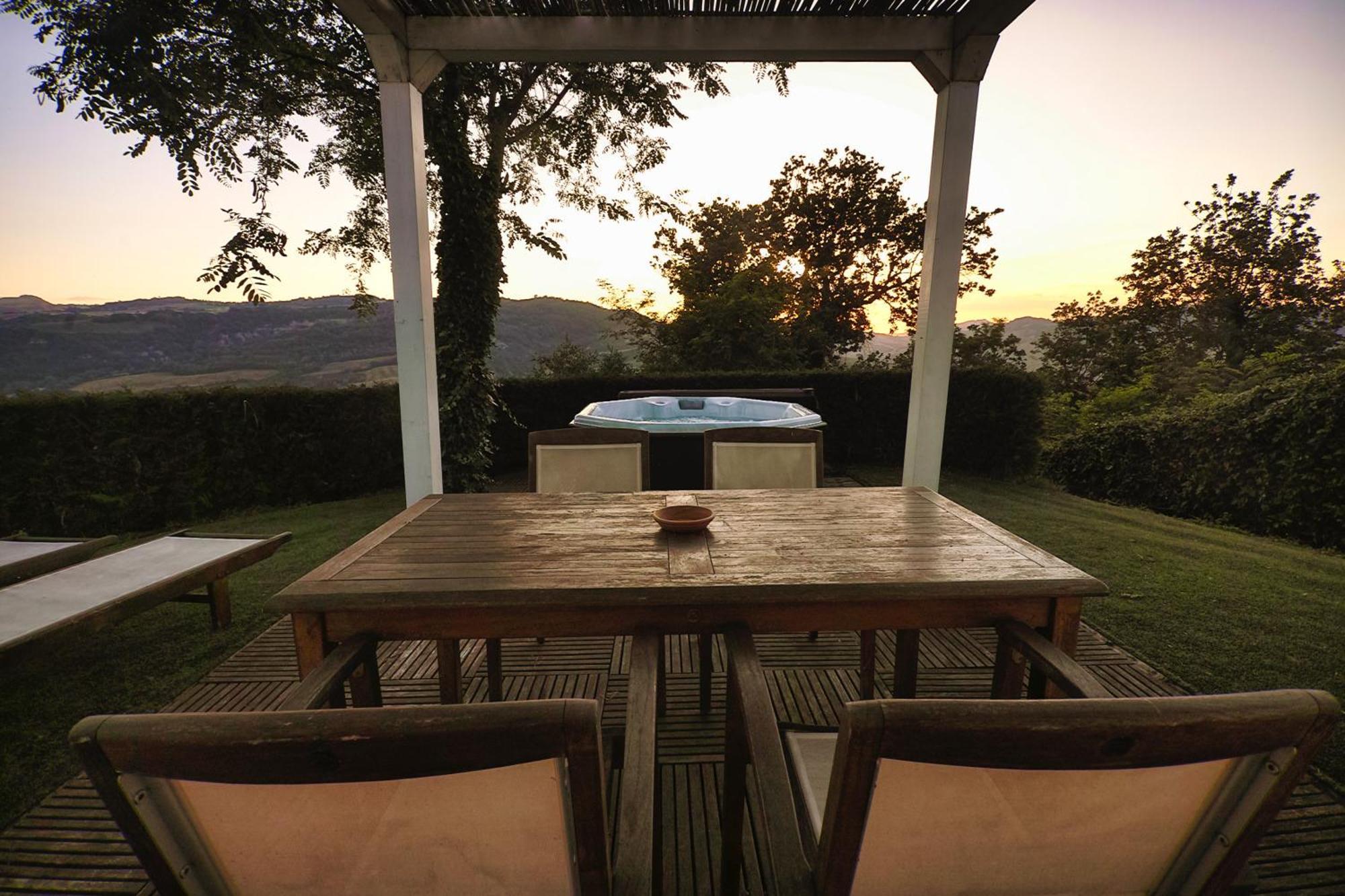 Villa Tamara Country&Spa Suites Montefiore Conca Esterno foto