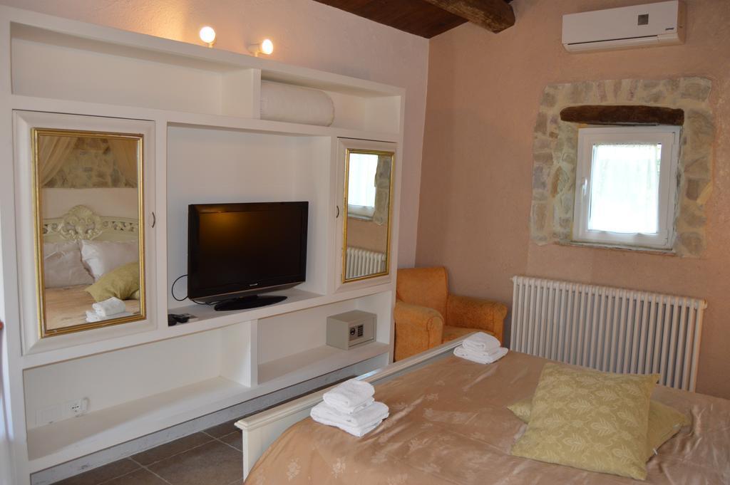 Villa Tamara Country&Spa Suites Montefiore Conca Esterno foto
