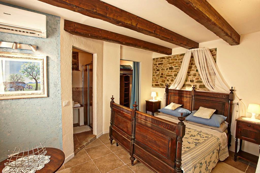 Villa Tamara Country&Spa Suites Montefiore Conca Esterno foto