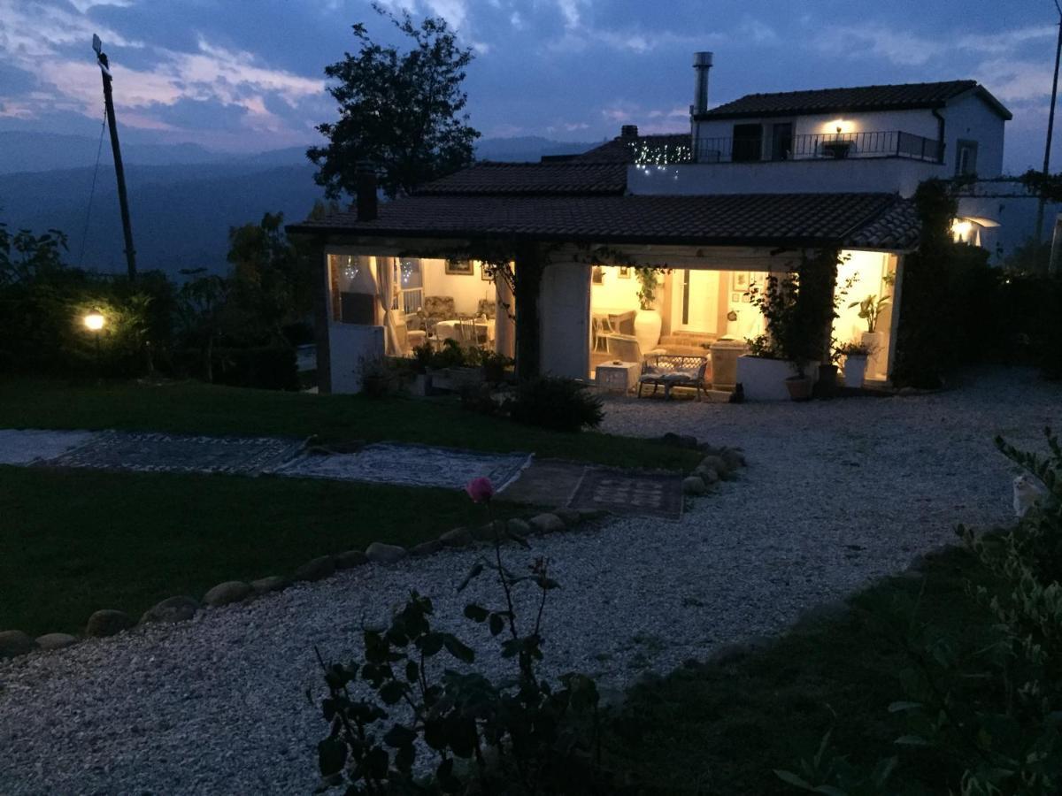 Villa Tamara Country&Spa Suites Montefiore Conca Camera foto
